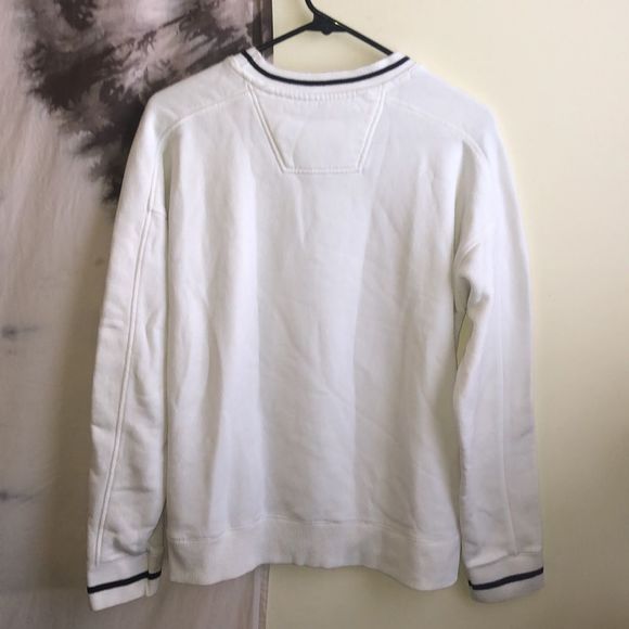 Calvin Klein Crewneck Rose White Sweater - Picture 6 of 8